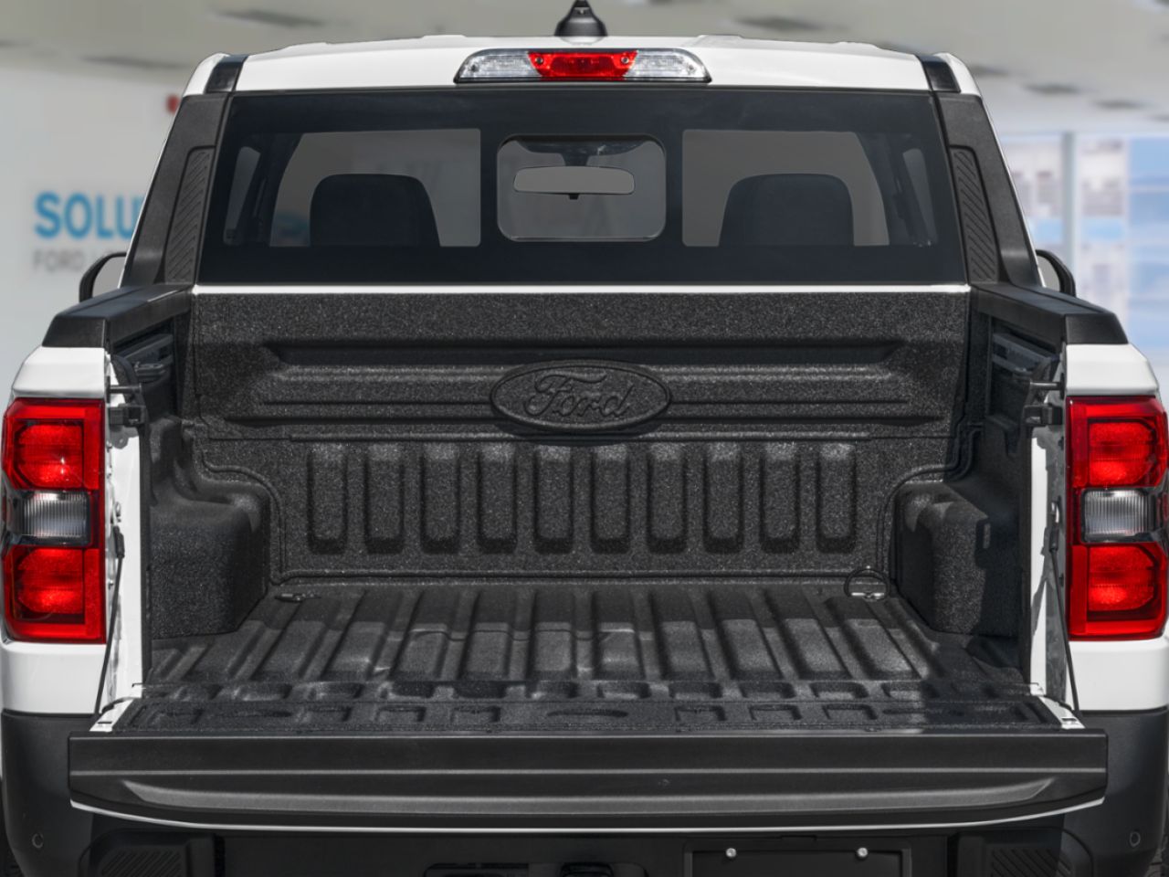 2026 Ford Maverick Shadow Black Ch&acirc;teauguay - photo #5