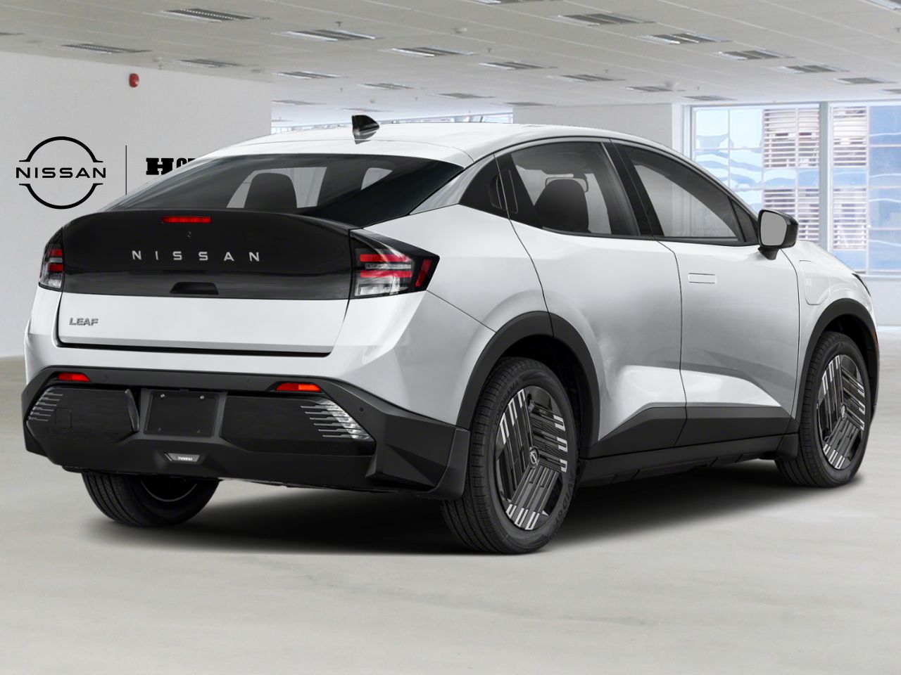2026 Nissan LEAF Everest White Pearl Tricoat Laval - photo #1