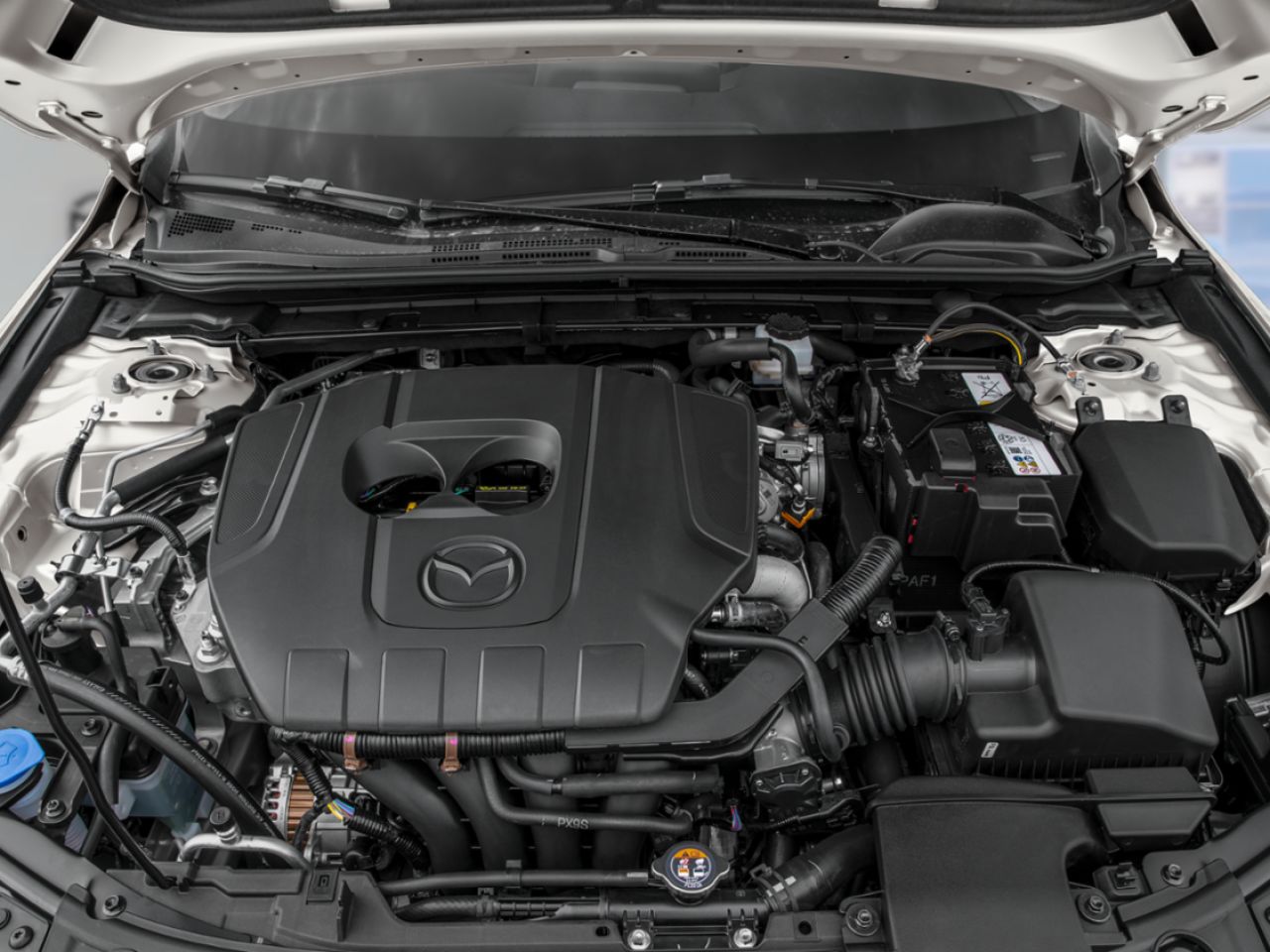 Mazda Mazda3 NIV JM1BPBCL4T1875702 2026 Bleu cristal fonc&eacute; mica Chicoutimi - photo #10