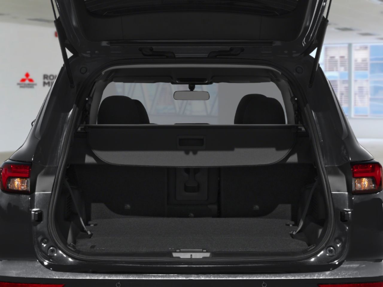 2026 Mitsubishi Outlander Plug-In Hybrid Red Diamond Premium Finish Rouyn-Noranda - photo #5