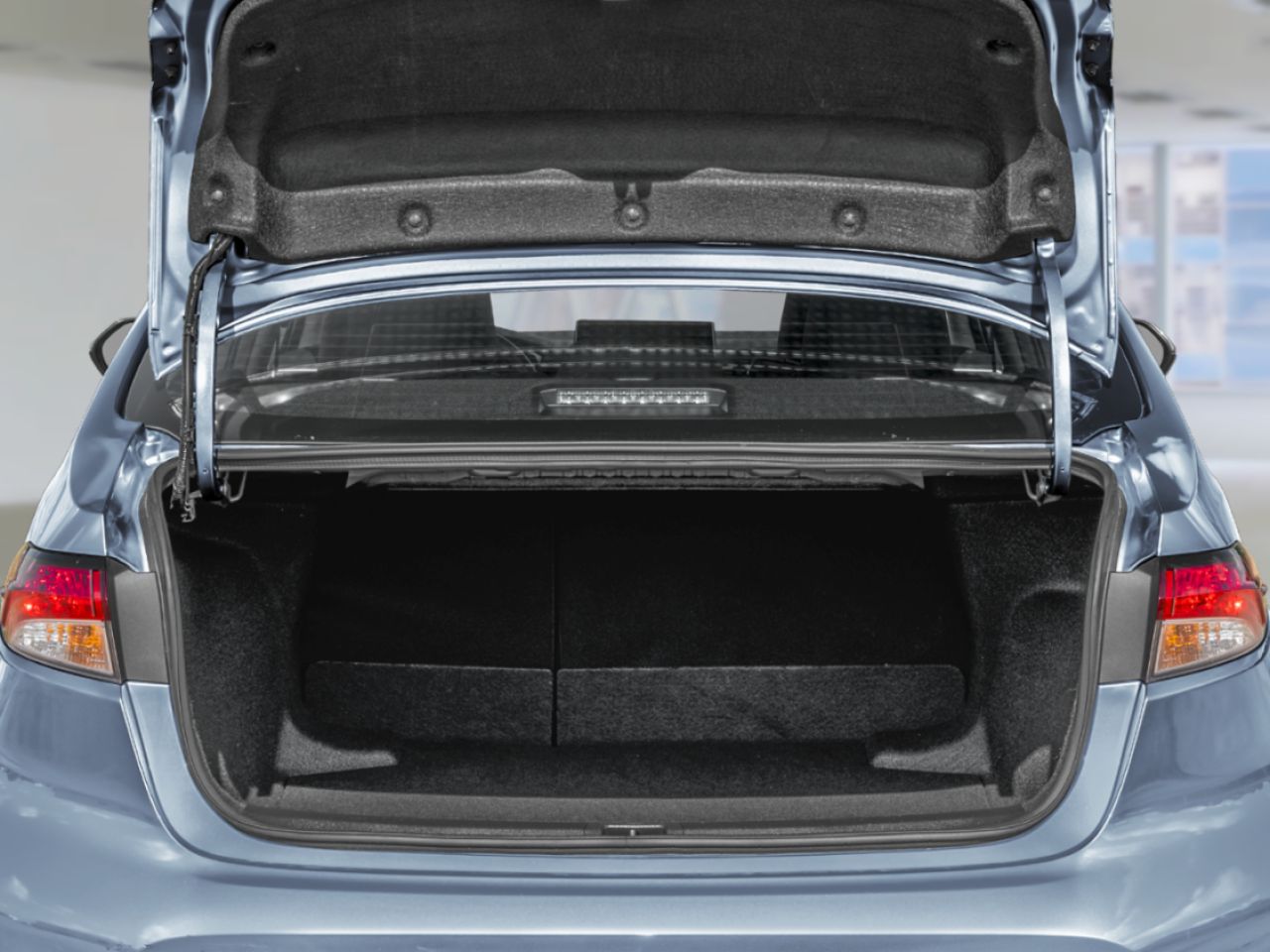 TOYOTA Corolla 2026 Bleu h&eacute;liographique Gatineau - photo #8