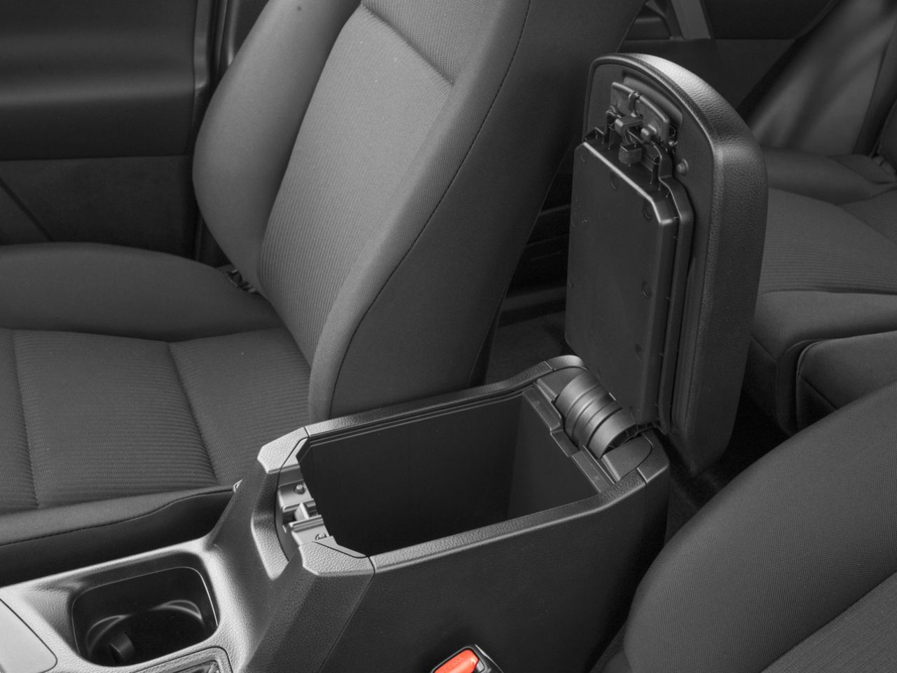 2016 TOYOTA RAV4 LE FWD Black Gatineau - photo #10