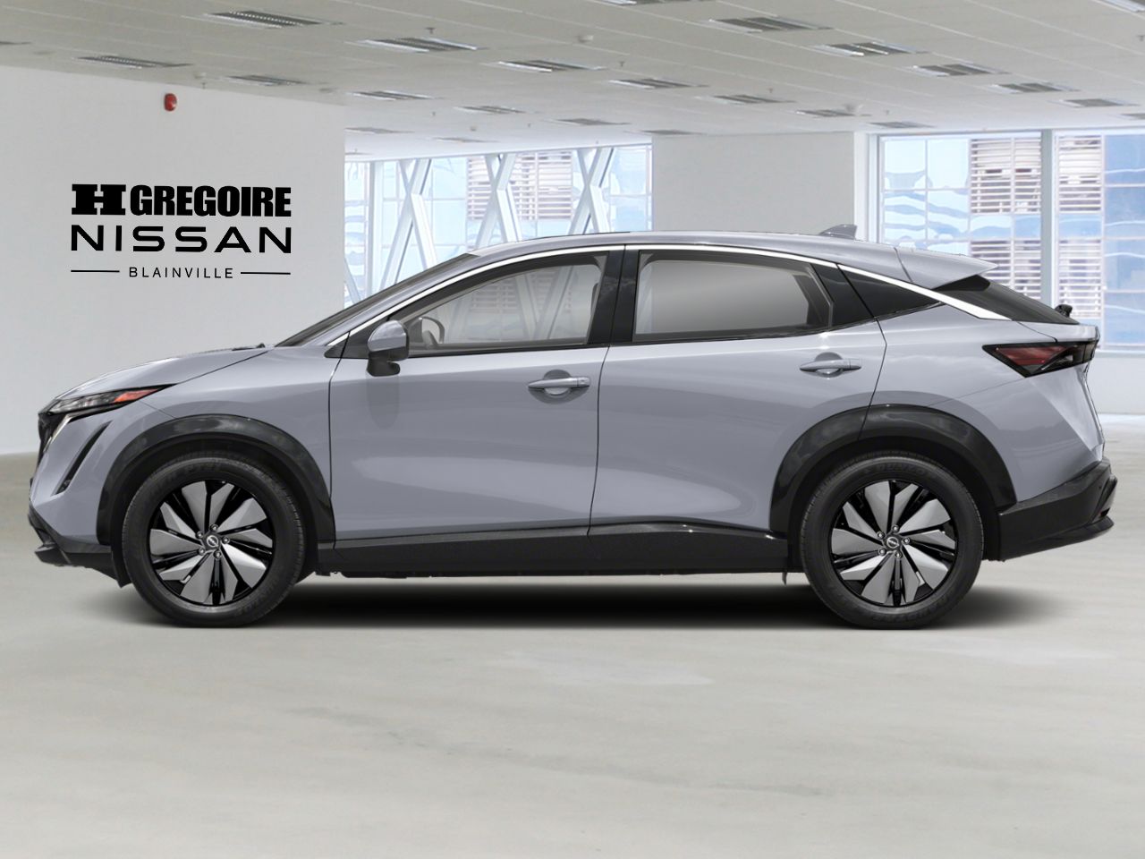 Nissan Ariya 2026 Gris Blainville - photo #1