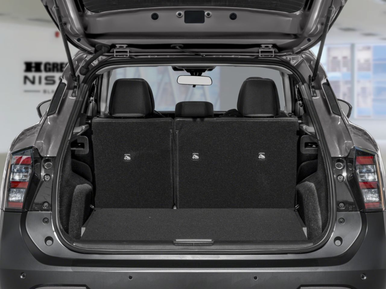 2026 Nissan Kicks Aspen White TriCoat/Super Black Blainville - photo #10