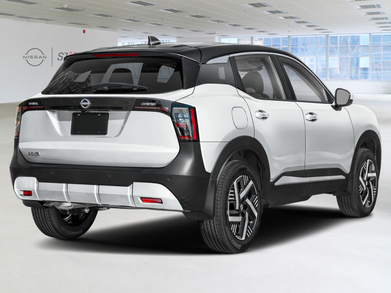 Nissan Kicks 2026 Blanc d'Aspen triple couche/Noir intense Saint-Basile-le-Grand - photo #1