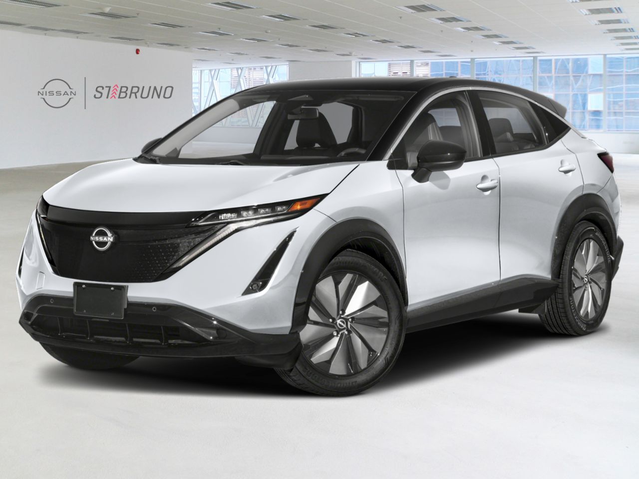 Nissan ARIYA 2026 Blanc Everest nacr&eacute; triple couche/Diamant noir nacr&eacute; Saint-Basile-le-Grand - photo #0