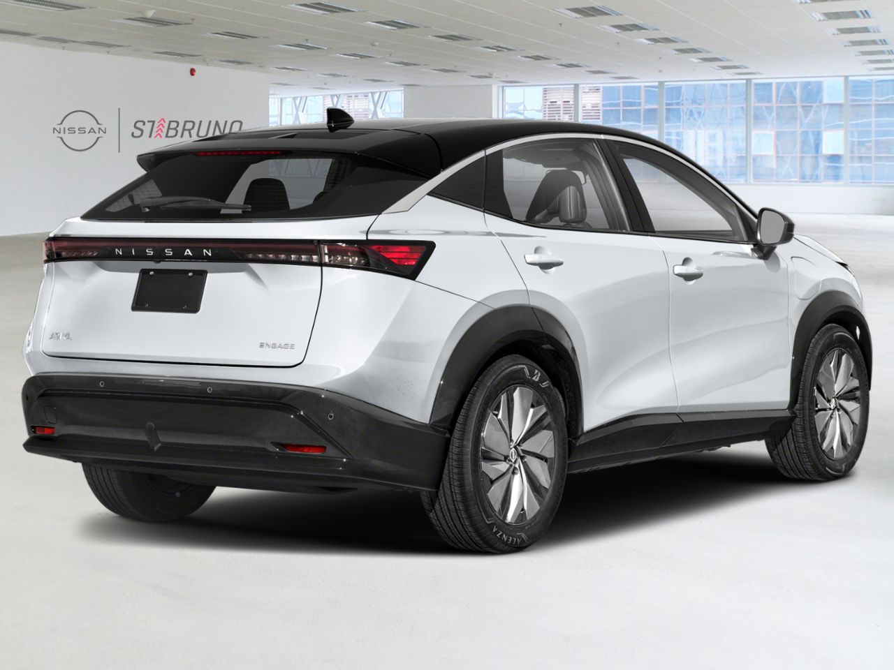 Nissan ARIYA 2026 Blanc Everest nacr&eacute; triple couche/Diamant noir nacr&eacute; Saint-Basile-le-Grand - photo #2