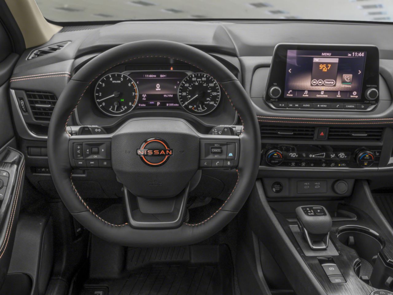2026 Nissan Rogue Everest White Tricoat Pearl Saint-Basile-le-Grand - photo #8