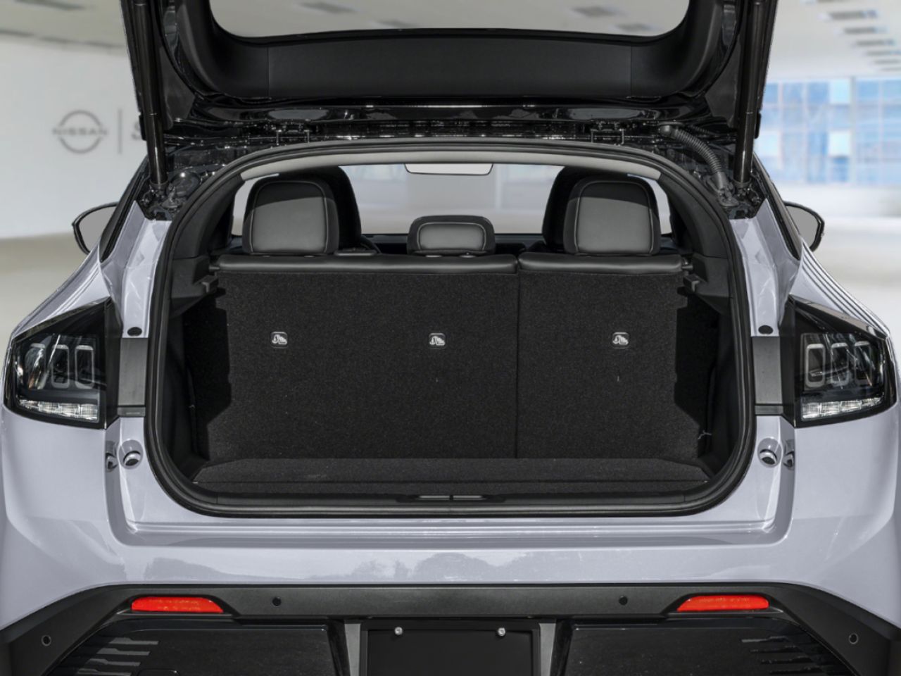 Nissan LEAF 2026 Blanc Everest nacr&eacute; triple couche/Noir Saint-Basile-le-Grand - photo #10