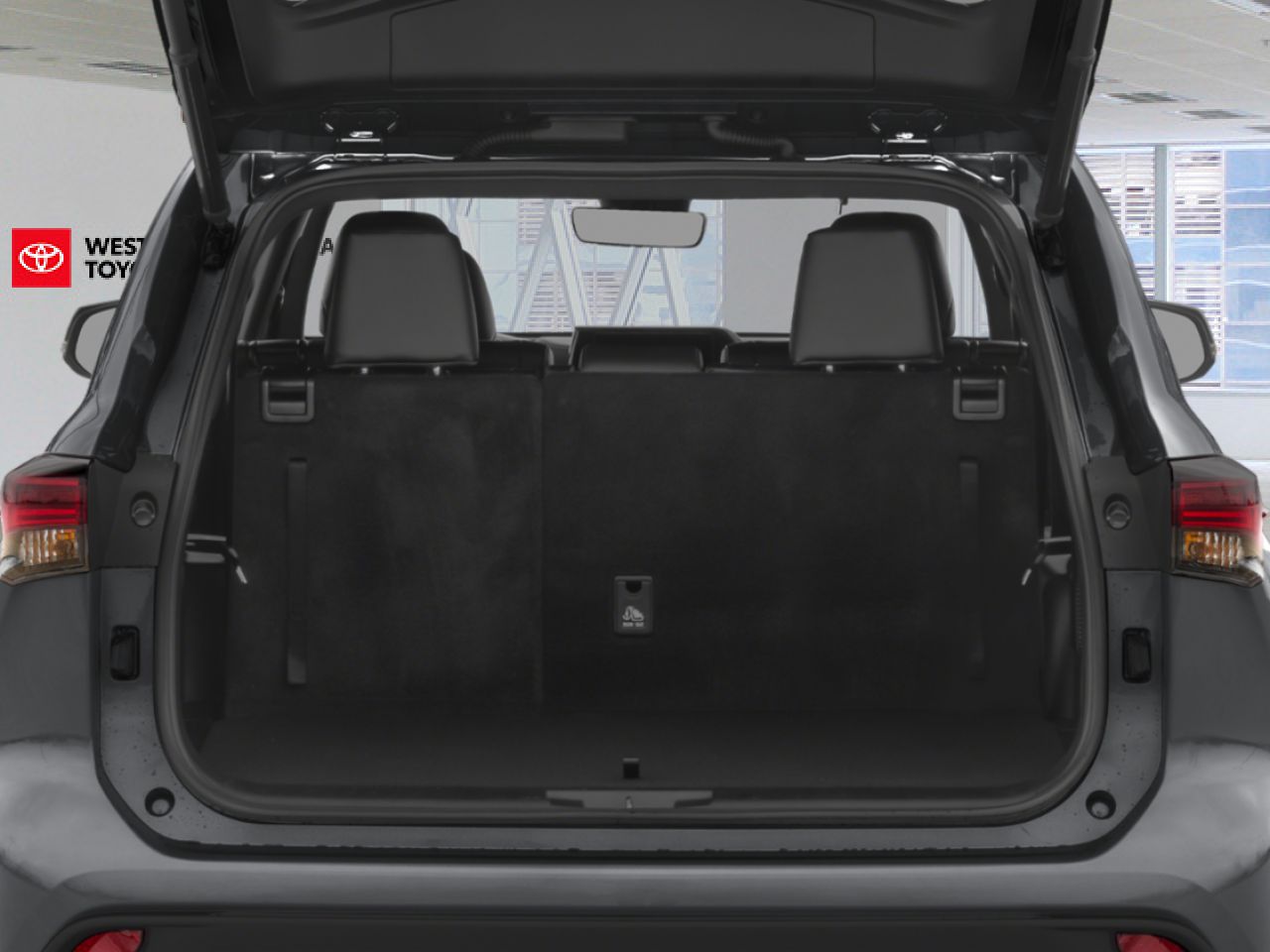 2026 Toyota Highlander 2600961 | XSE Black Edmonton - photo #7