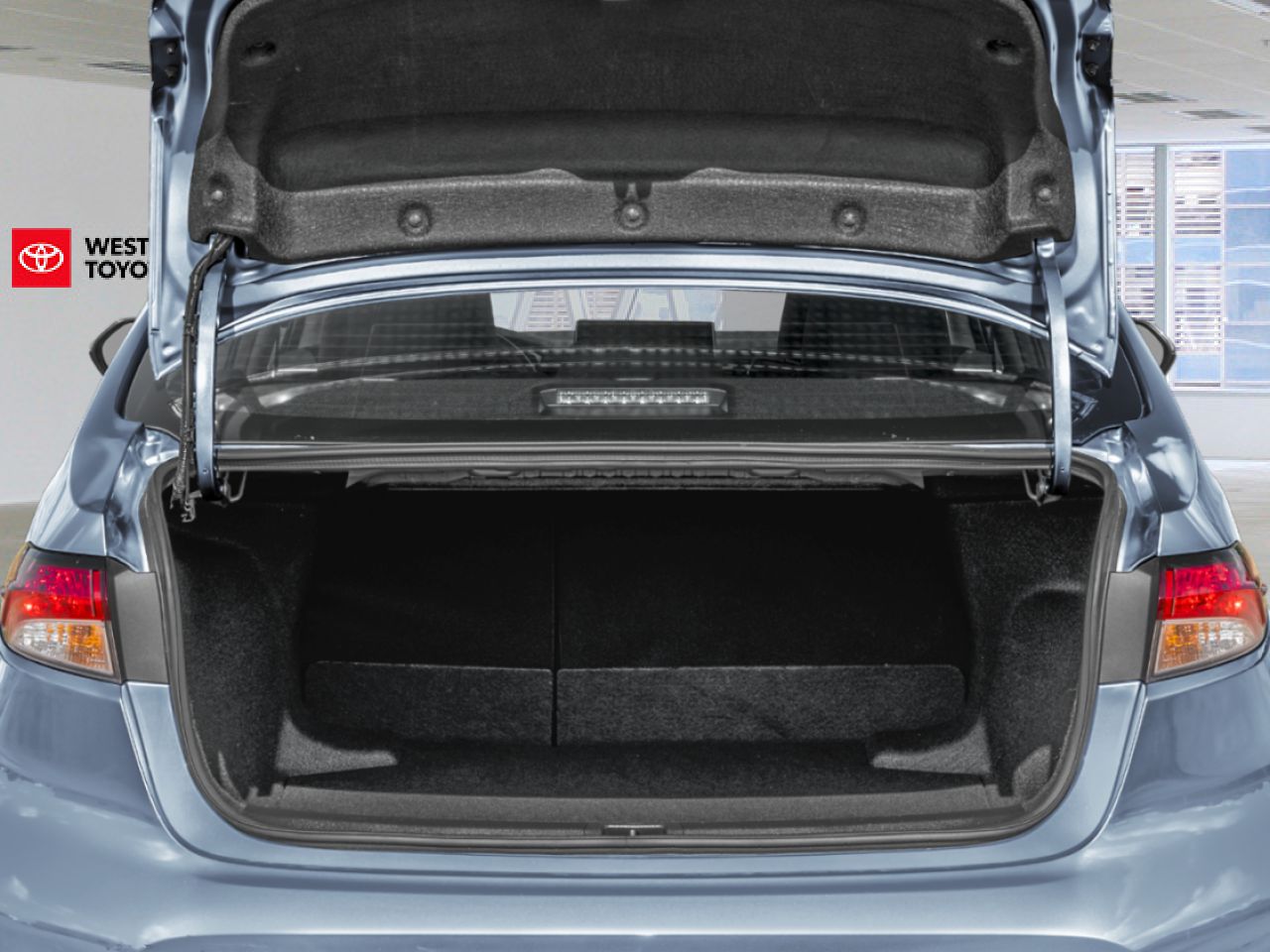 2026 Toyota Corolla 2601053 | LE Black Edmonton - photo #8