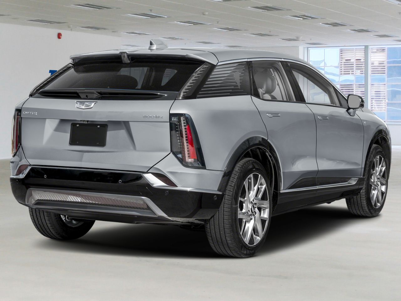 2026 CADILLAC OPTIQ Luxe 4 portes Argent Silver Metallic Sherbrooke - photo #1