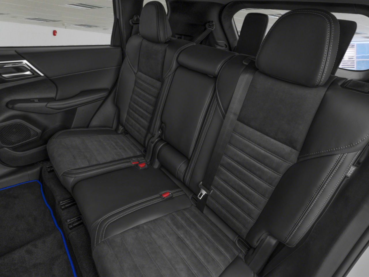 2026 Mitsubishi Outlander Plug-In Hybrid Graphite Grey Metallic Amos - photo #10