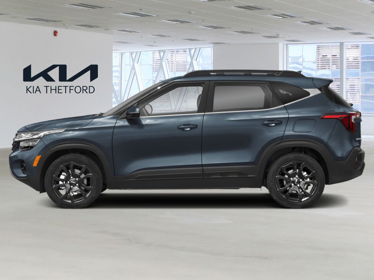 KIA SELTOS X-LINE 2026 Gris Thetford Mines - photo #1