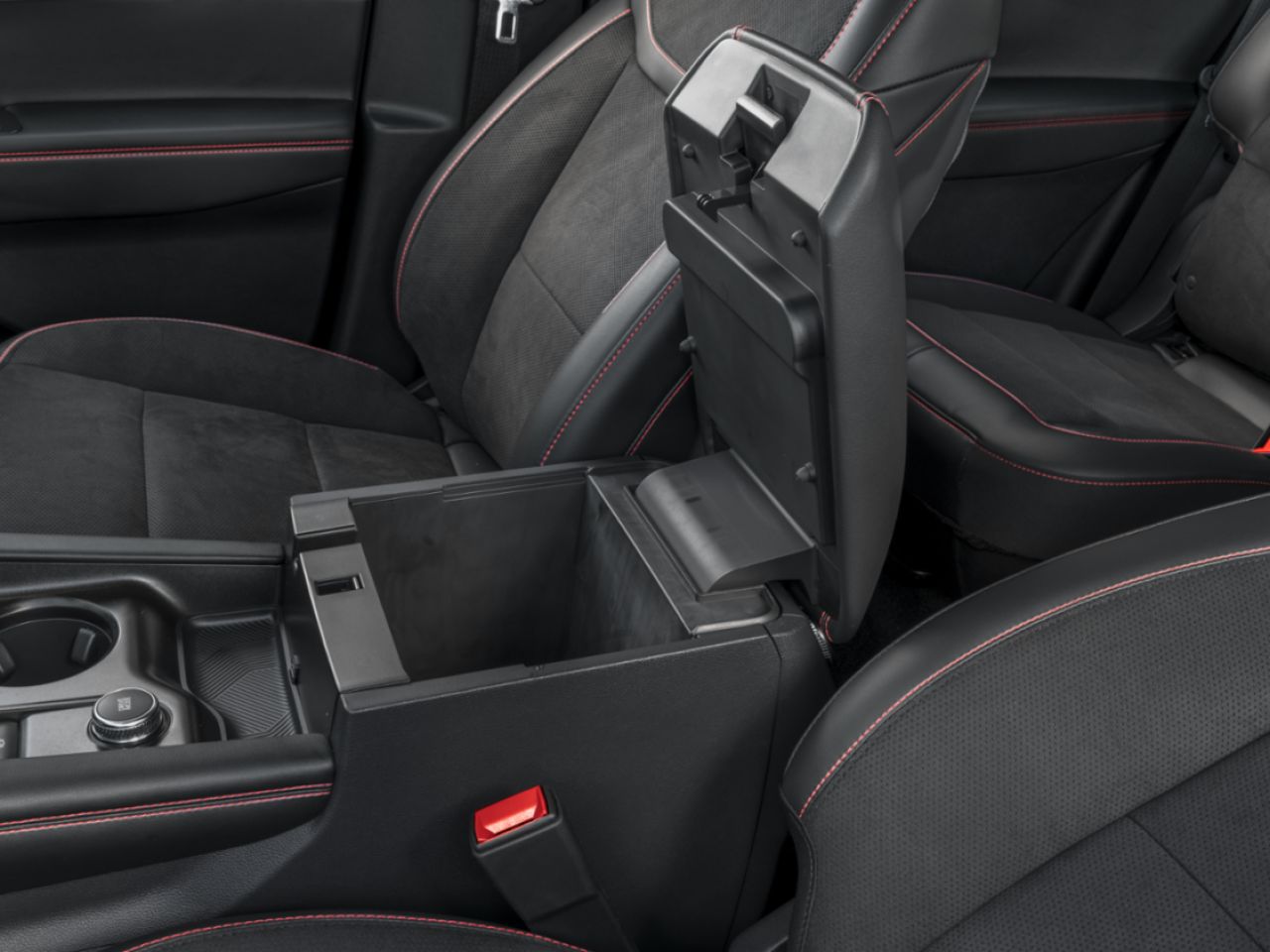 2026 Ford Explorer Carbonized Grey Metallic Rouyn-Noranda - photo #12