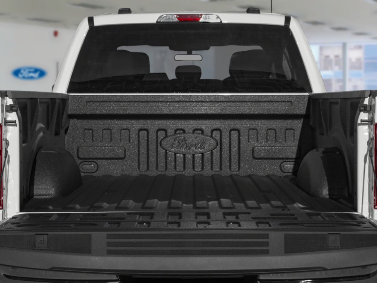 2023 Ford F-150 Agate Black Metallic Rouyn-Noranda - photo #10