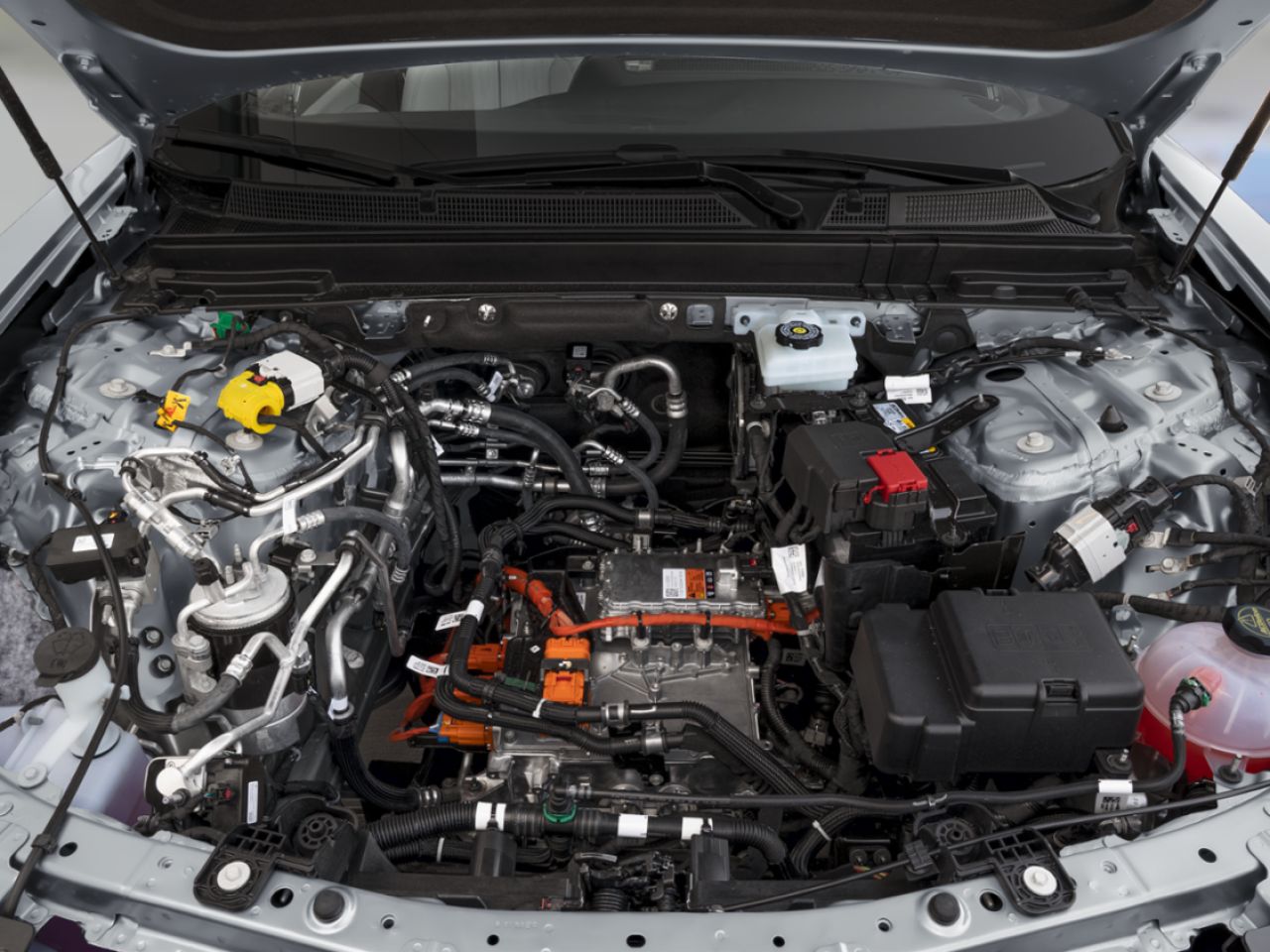 2026 CADILLAC LYRIQ LYRIQ ELECTRIC SPORT AWD (1SF) Nimbus Metallic Rivi&egrave;re-du-Loup - photo #12