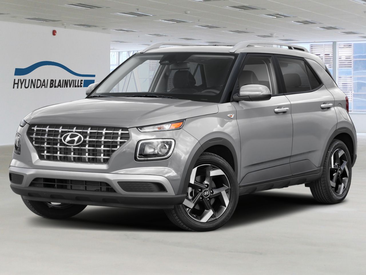 2025 Hyundai Venue Shimmering Silver Blainville - photo #0