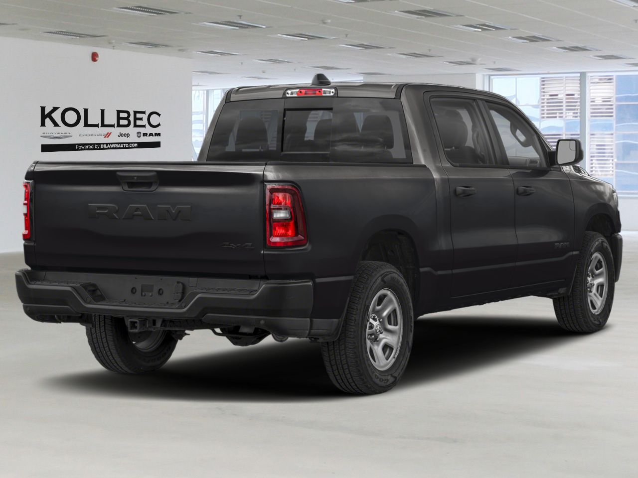 RAM 1500 26670 | Express cabine d'&eacute;quipe 4x4 caisse de 6 pi 4 po 2026 Couche nacr&eacute;e cristal noir &eacute;tincelant Gatineau - photo #1