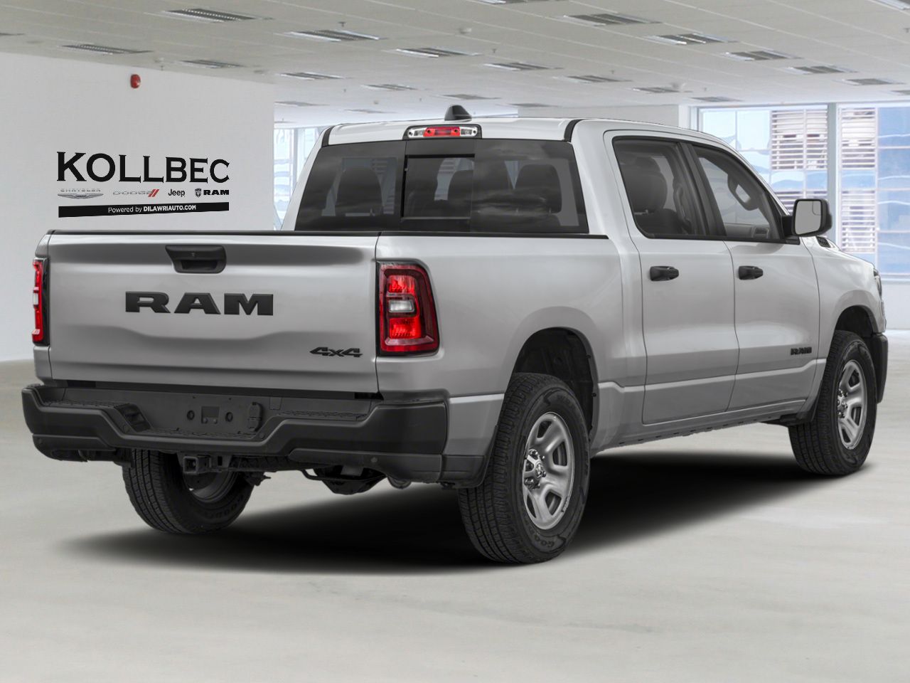 RAM 1500 26980 | Express cabine d'&eacute;quipe 4x4 caisse de 6 pi 4 po 2026 Z&eacute;nith argent&eacute; Gatineau - photo #1