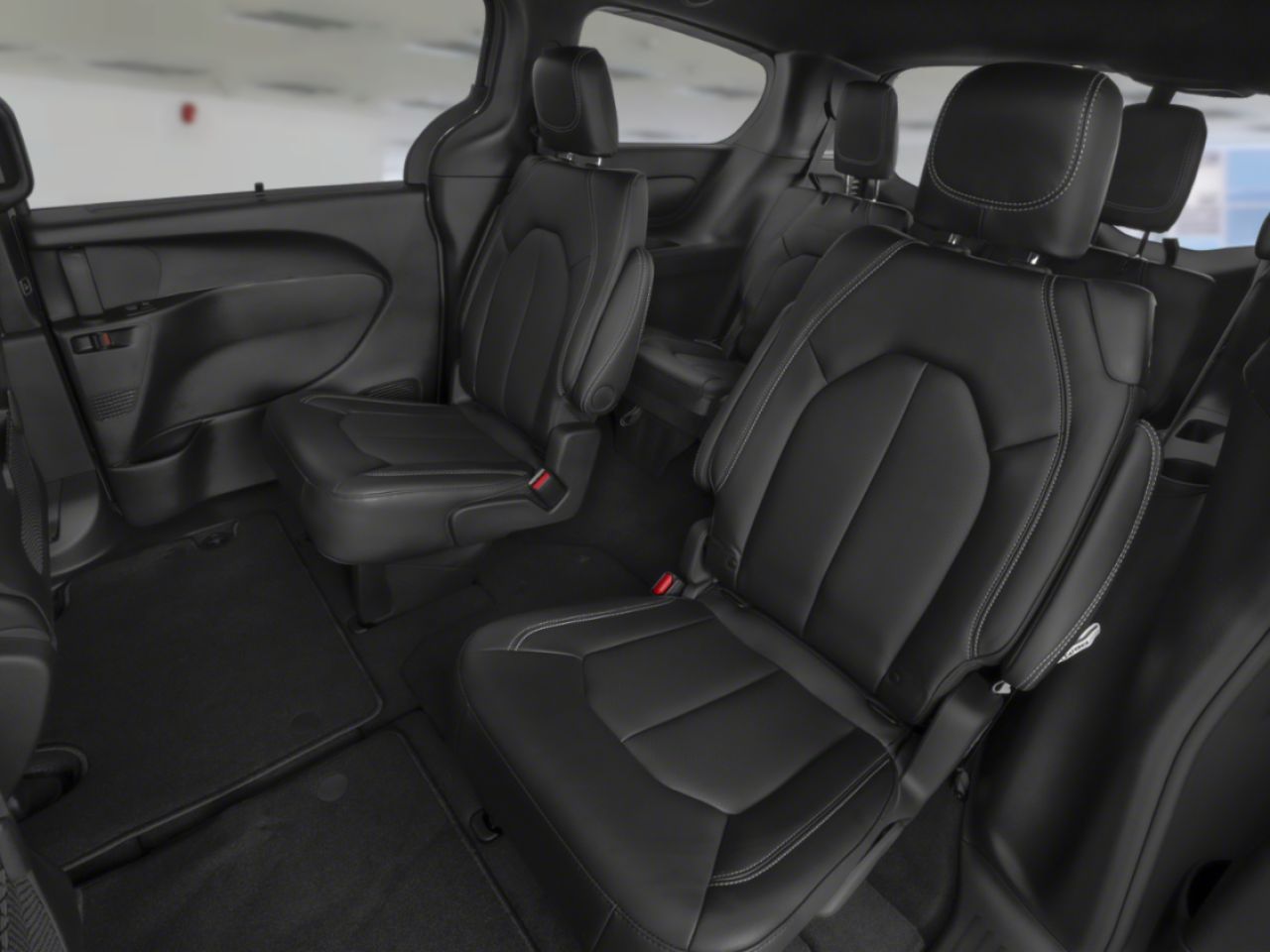 2026 CHRYSLER Pacifica 26740 | Select TA Diamond Black Crystal Pearl Gatineau - photo #8