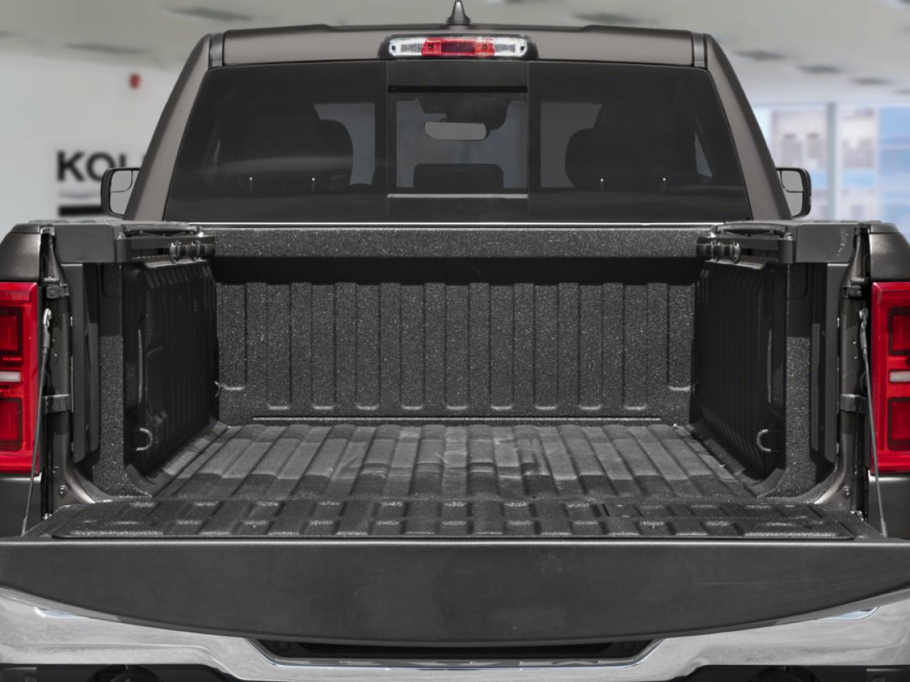 2026 RAM 1500 Limited cabine d'&eacute;quipe 4x4 caisse de 5 pi 7 po Diamond Black Crystal Pearl Ottawa & Gatineau - photo #6