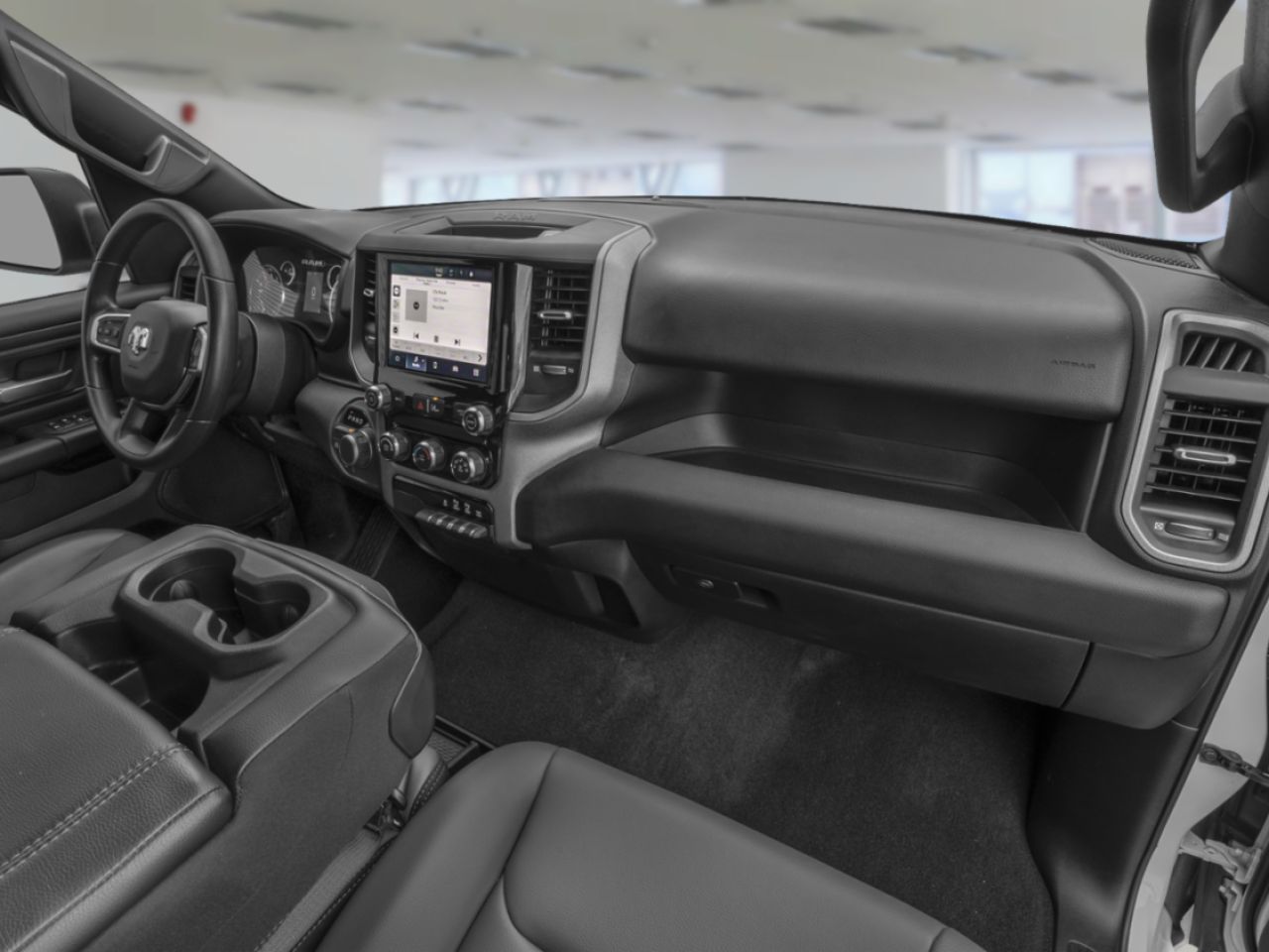 RAM 1500 Express Quad Cab 4x4 caisse de 6 pi 4 po 2026 Couche nacr&eacute;e cristal noir &eacute;tincelant Ottawa & Gatineau - photo #8