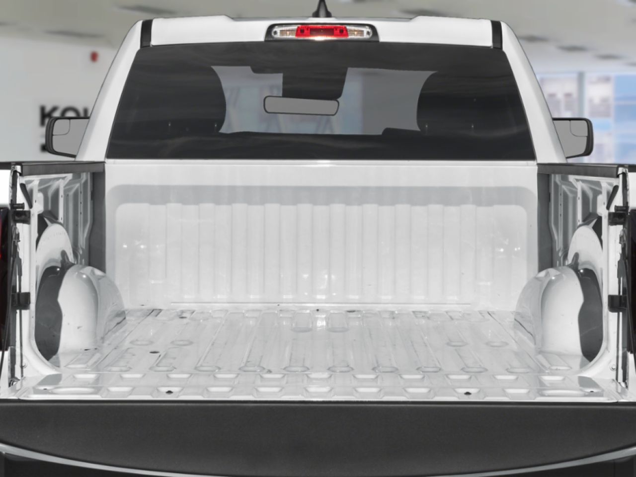RAM 1500 Express Quad Cab 4x4 caisse de 6 pi 4 po 2026 Couche nacr&eacute;e cristal noir &eacute;tincelant Ottawa & Gatineau - photo #10