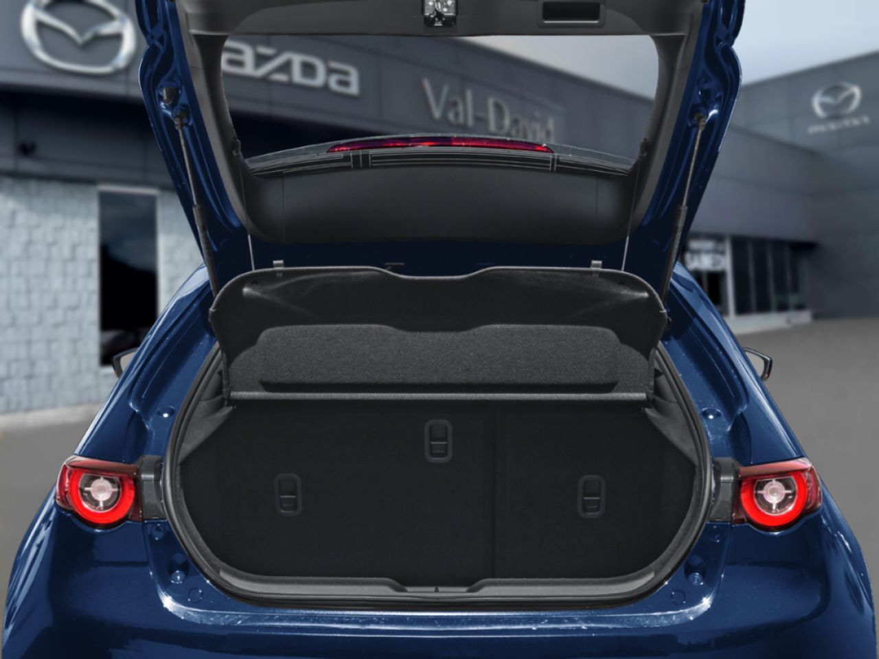 2026 Mazda Mazda3 Sport Automatique, tout &eacute;quip&eacute;, si&egrave;ges chauffants, cam&eacute;ra de recul, Port USB-C Jet Black Mica Val-David - photo #9