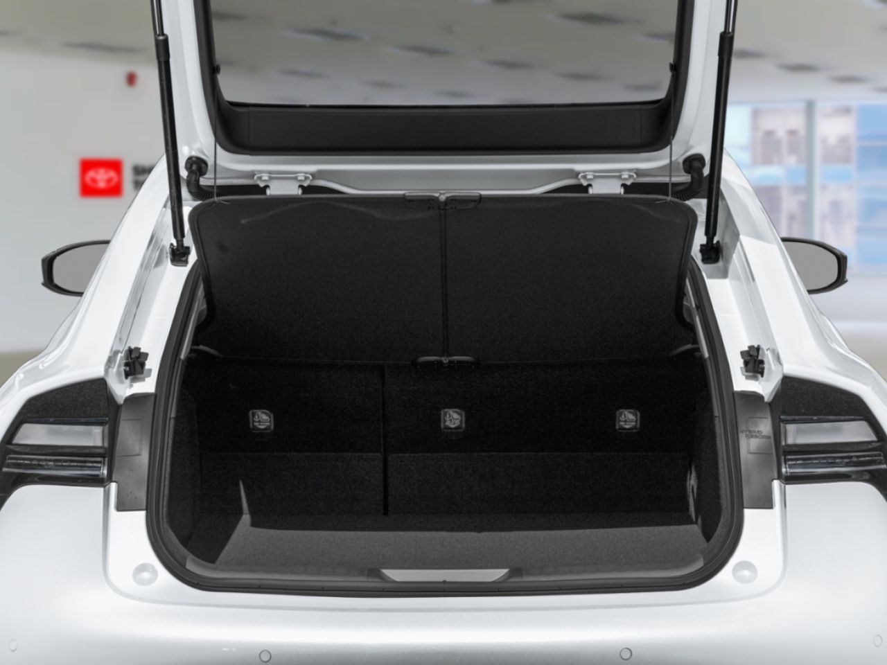 TOYOTA Prius hybride branchable XSE Premium 2025 Bleu réservoir Sherbrooke - photo #10