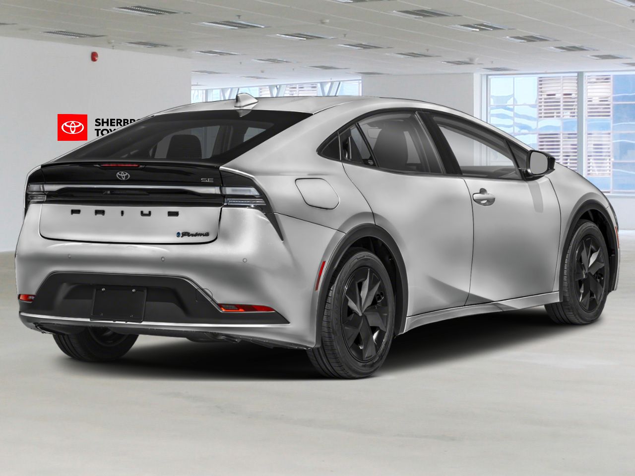 Toyota Prius hybride branchable SE 2026 Argent incisif Sherbrooke - photo #1