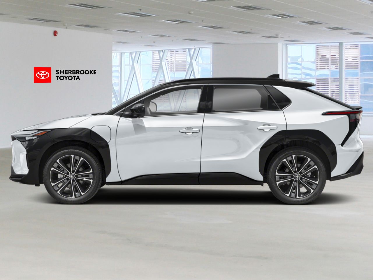 Toyota bZ4X XLE 2025 Frisson glacé nacré avec toit noir Sherbrooke - photo #1