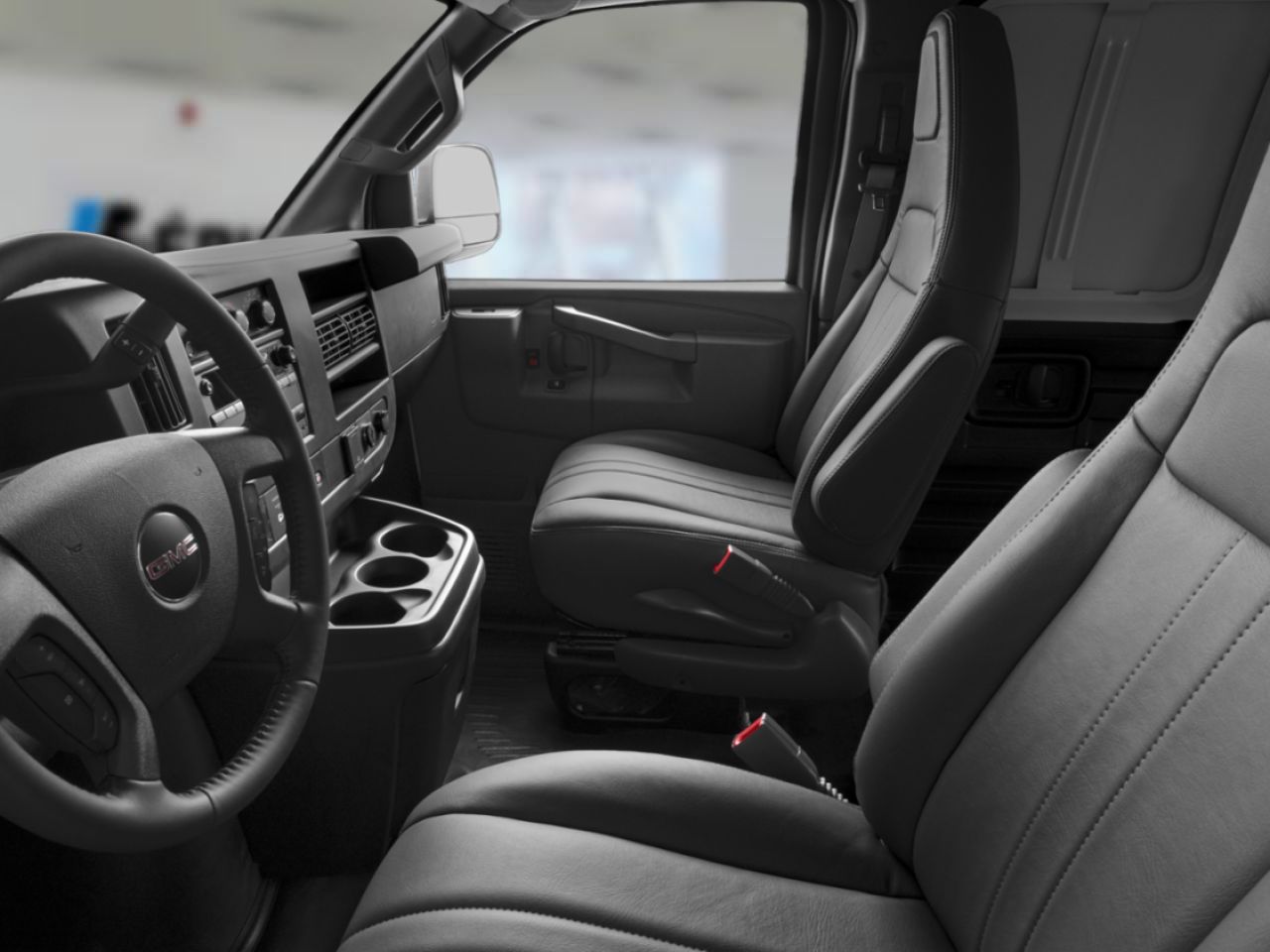 2024 GMC Savana Cargo Van Traction arrière 2500 155 po Quicksilver Metallic Rivière-du-Loup - photo #8