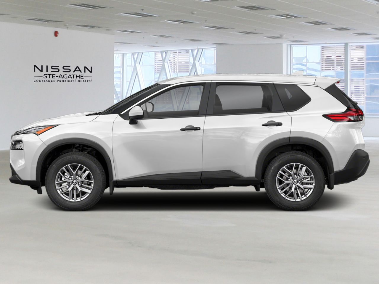 Nissan Rogue 2021 Blanc glacier Ste-Agathe des Monts - photo #1