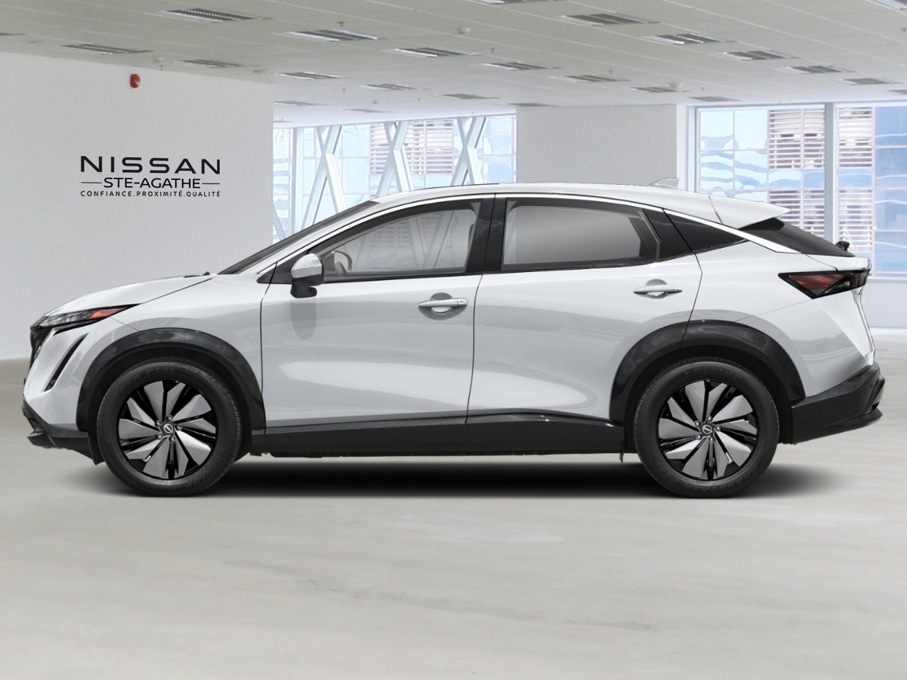 Nissan ARIYA 2026 Blanc Everest nacr&eacute; triple couche Ste-Agathe des Monts - photo #1