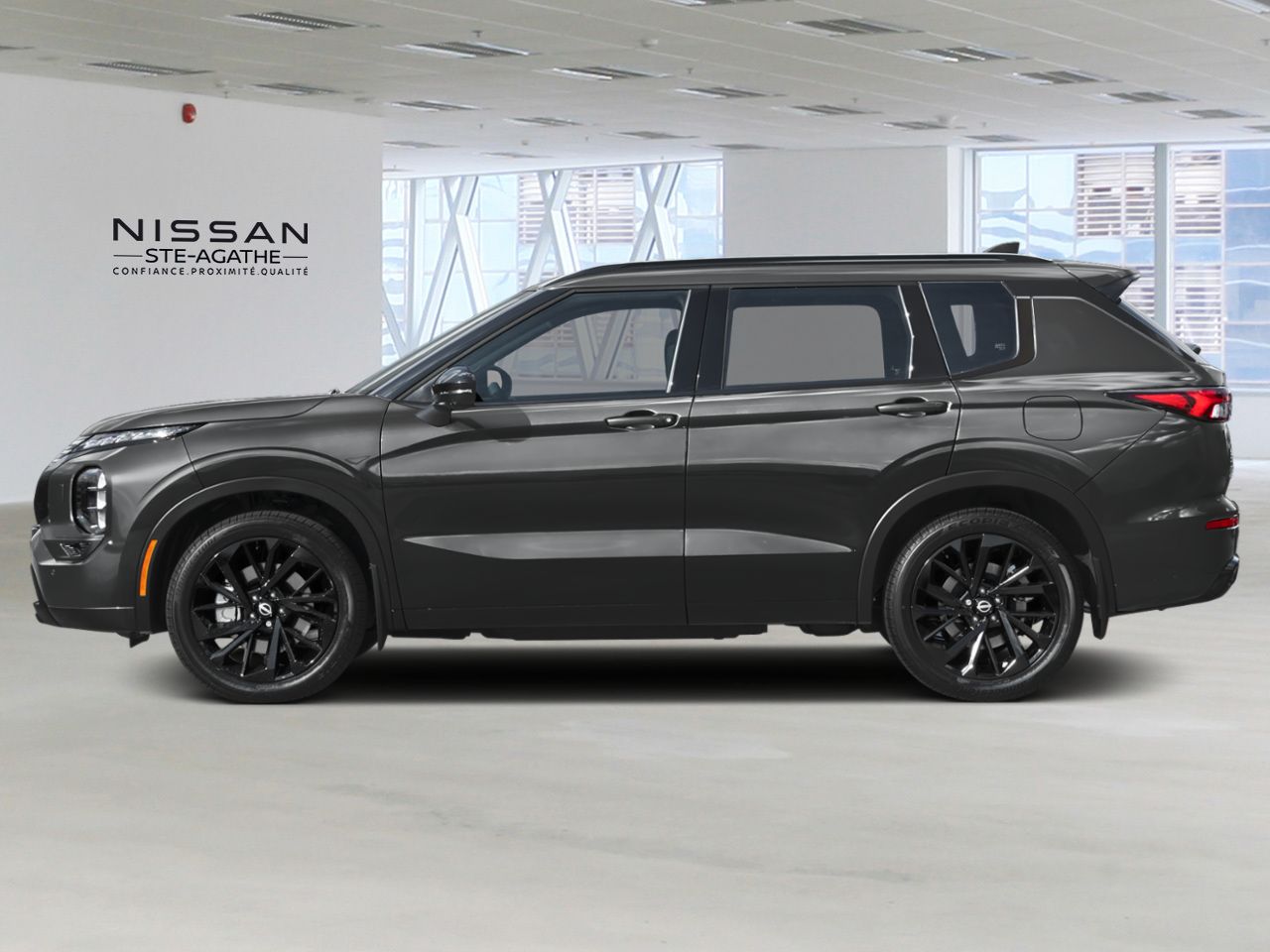 Nissan Rogue hybride rechargeable 2026 Gris pierre de lune Ste-Agathe des Monts - photo #1