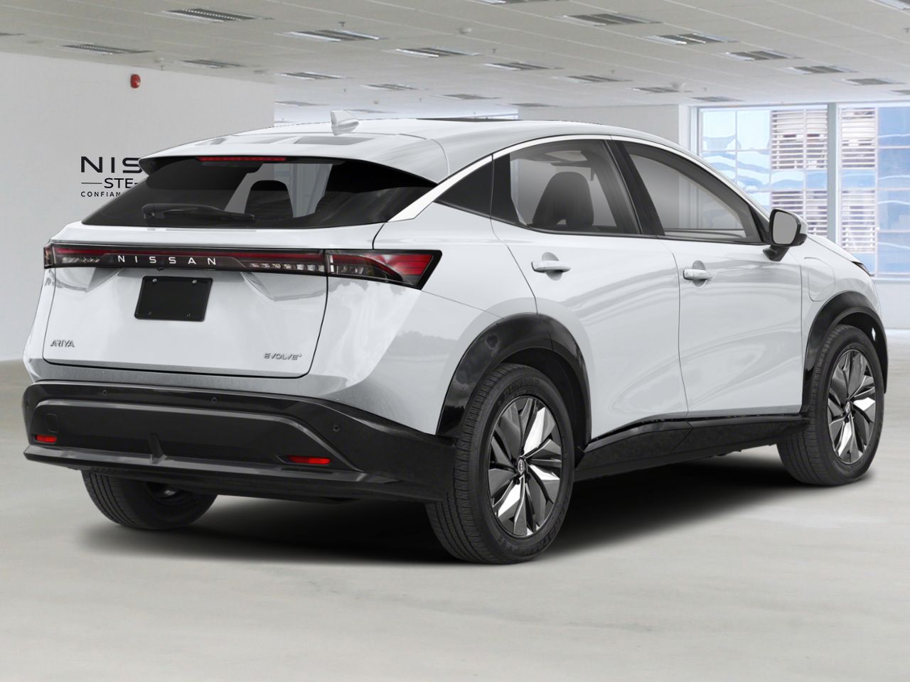 Nissan ARIYA 2026 Blanc Everest nacr&eacute; triple couche Ste-Agathe des Monts - photo #2