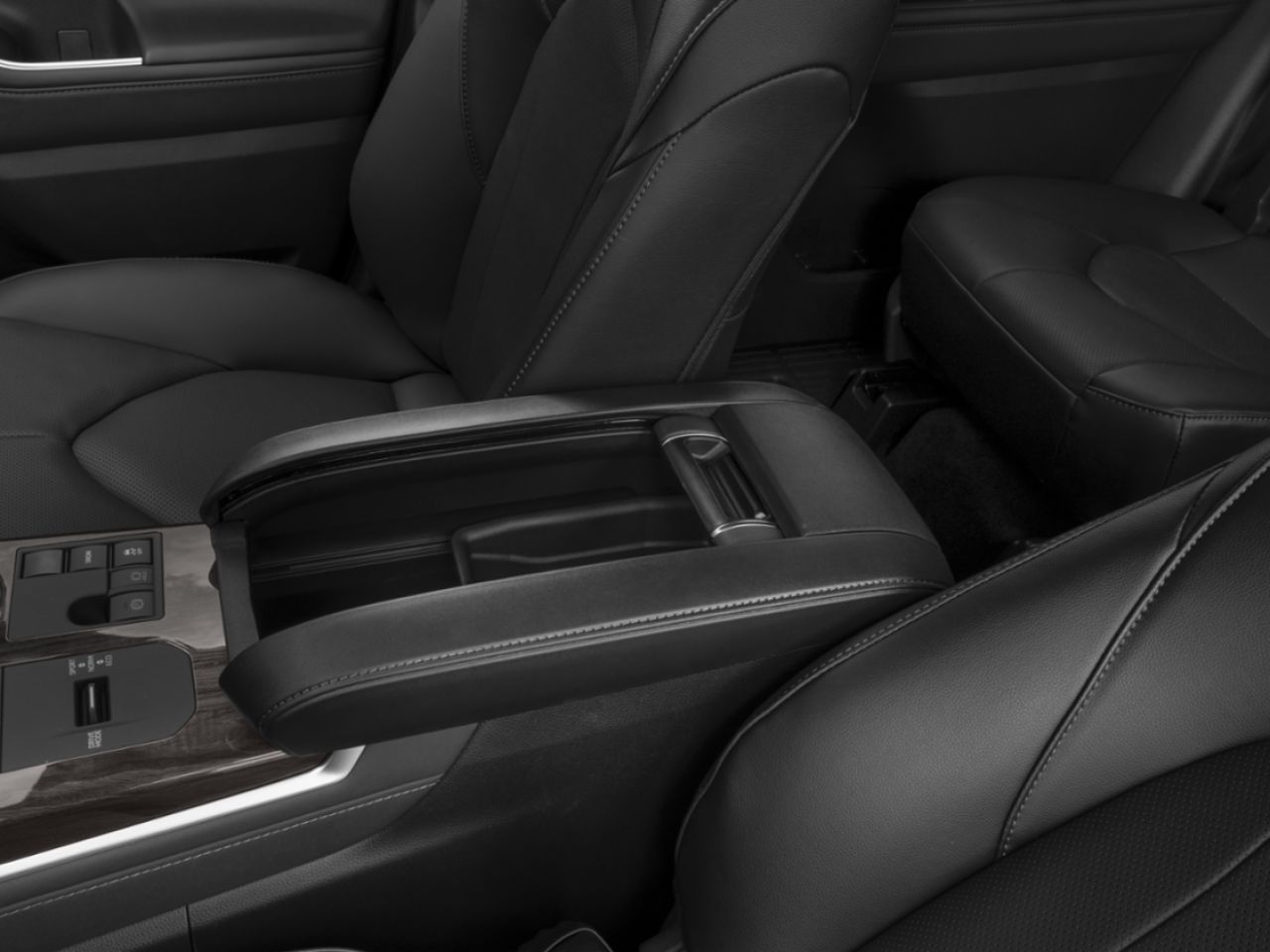 Toyota Highlander Limited TI 2026 Frisson glac&eacute; nacr&eacute; Sherbrooke - photo #4