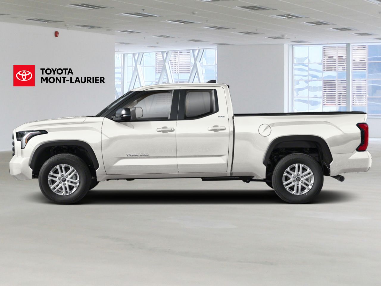 2026 Toyota Tundra White Mont-Laurier - photo #1