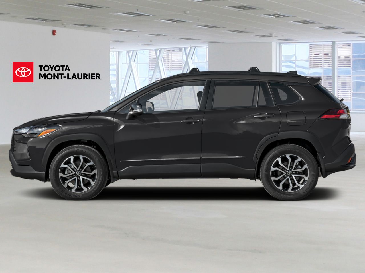 2026 Toyota Corolla Cross Jet Black Mica Mont-Laurier - photo #2