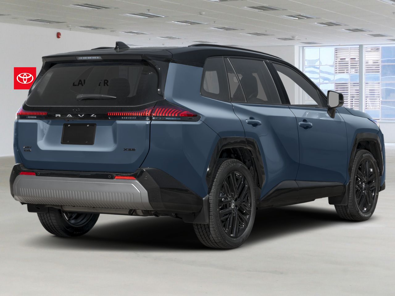 Toyota RAV4 2026 Nuage orageux avec toit noir Mont-Laurier - photo #2