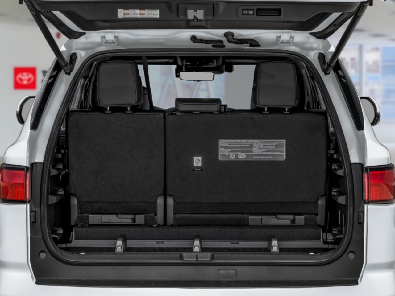 2026 Toyota Sequoia Midnight Black Metallic Mont-Laurier - photo #4