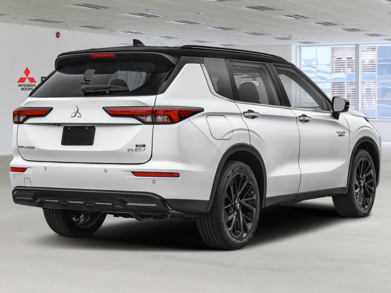 2026 MITSUBISHI Outlander Plug-In Hybrid White Diamond/Black Roof Gatineau - photo #1