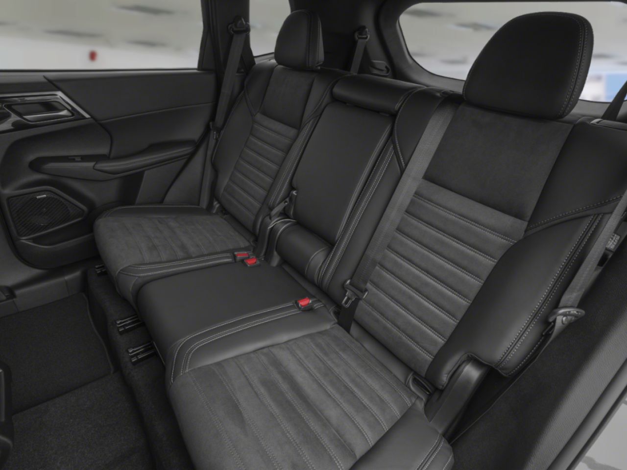 2026 MITSUBISHI Outlander Red Diamond Gatineau - photo #8