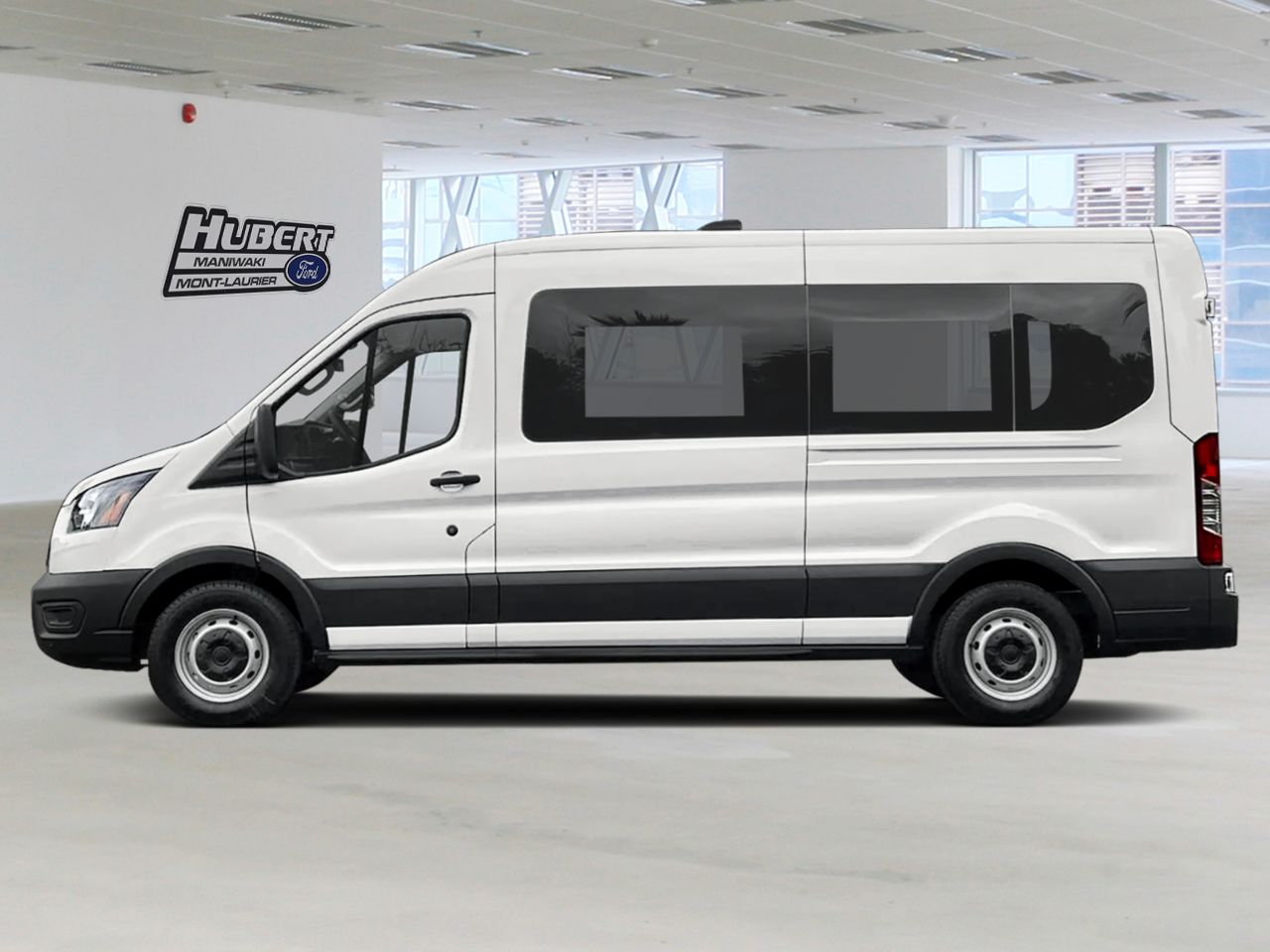 Ford Transit tourisme 2026 Blanc Oxford Mont-Laurier - photo #1