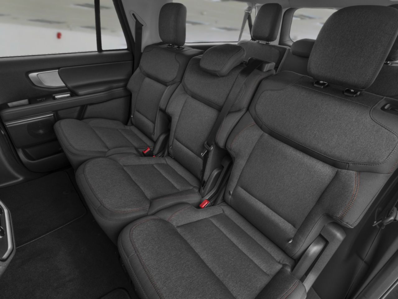 2026 Ford Expedition Oxford White Mont-Laurier - photo #11