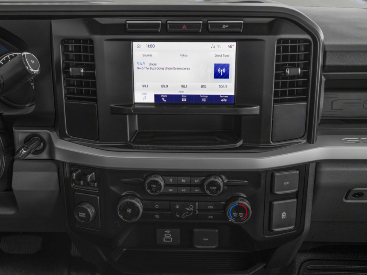 2026 Ford Super Duty F-250 SRW Oxford White Mont-Laurier - photo #5