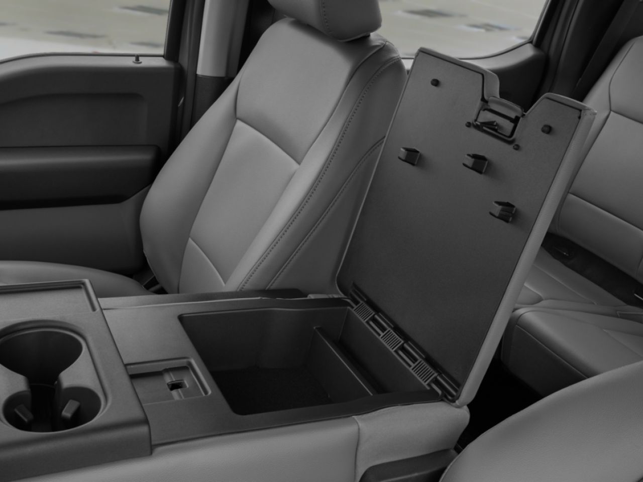 2026 Ford Super Duty F-350 SRW Oxford White Mont-Laurier - photo #6