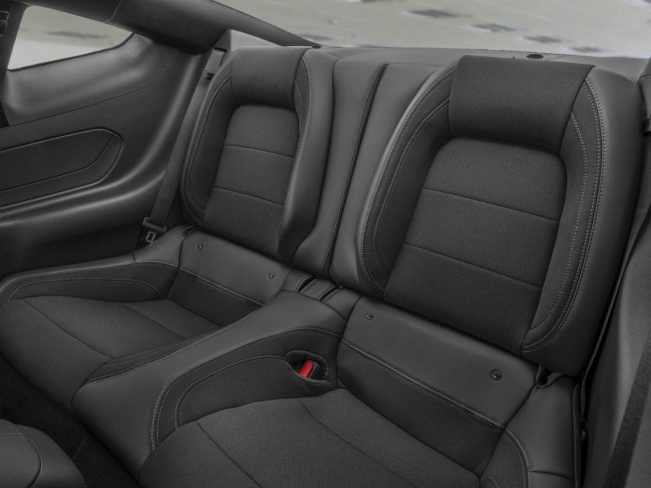 2026 Ford Mustang Shadow Black Mont-Laurier - photo #6