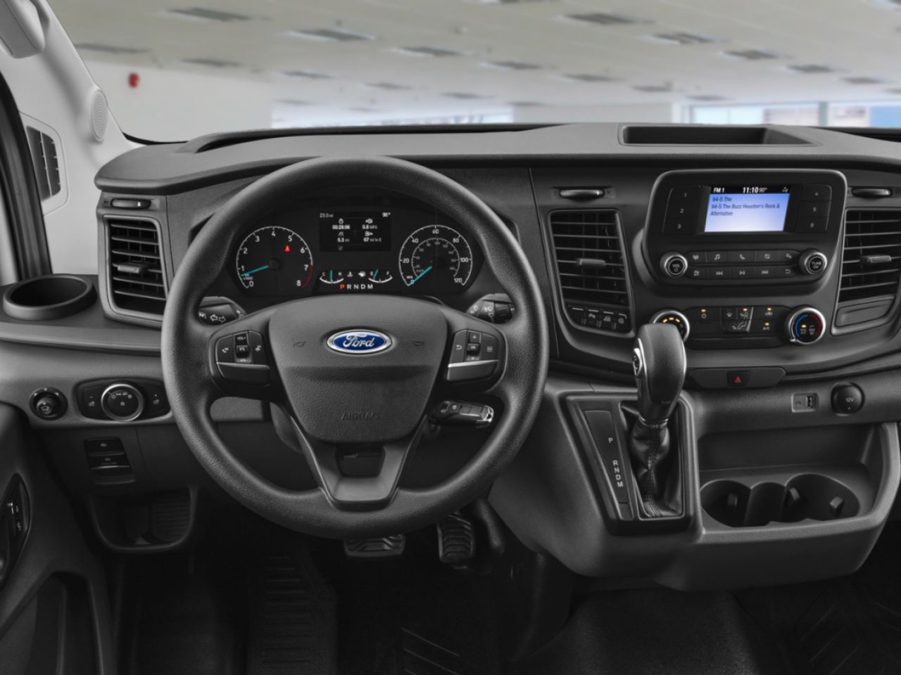 2026 Ford Transit Cargo Van Agate Black Metallic Mont-Laurier - photo #10